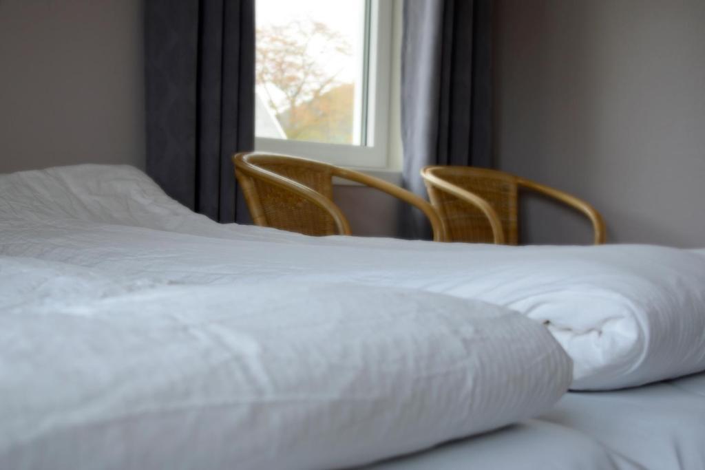 Sentrum Hotel Nordfjordeid Zimmer foto