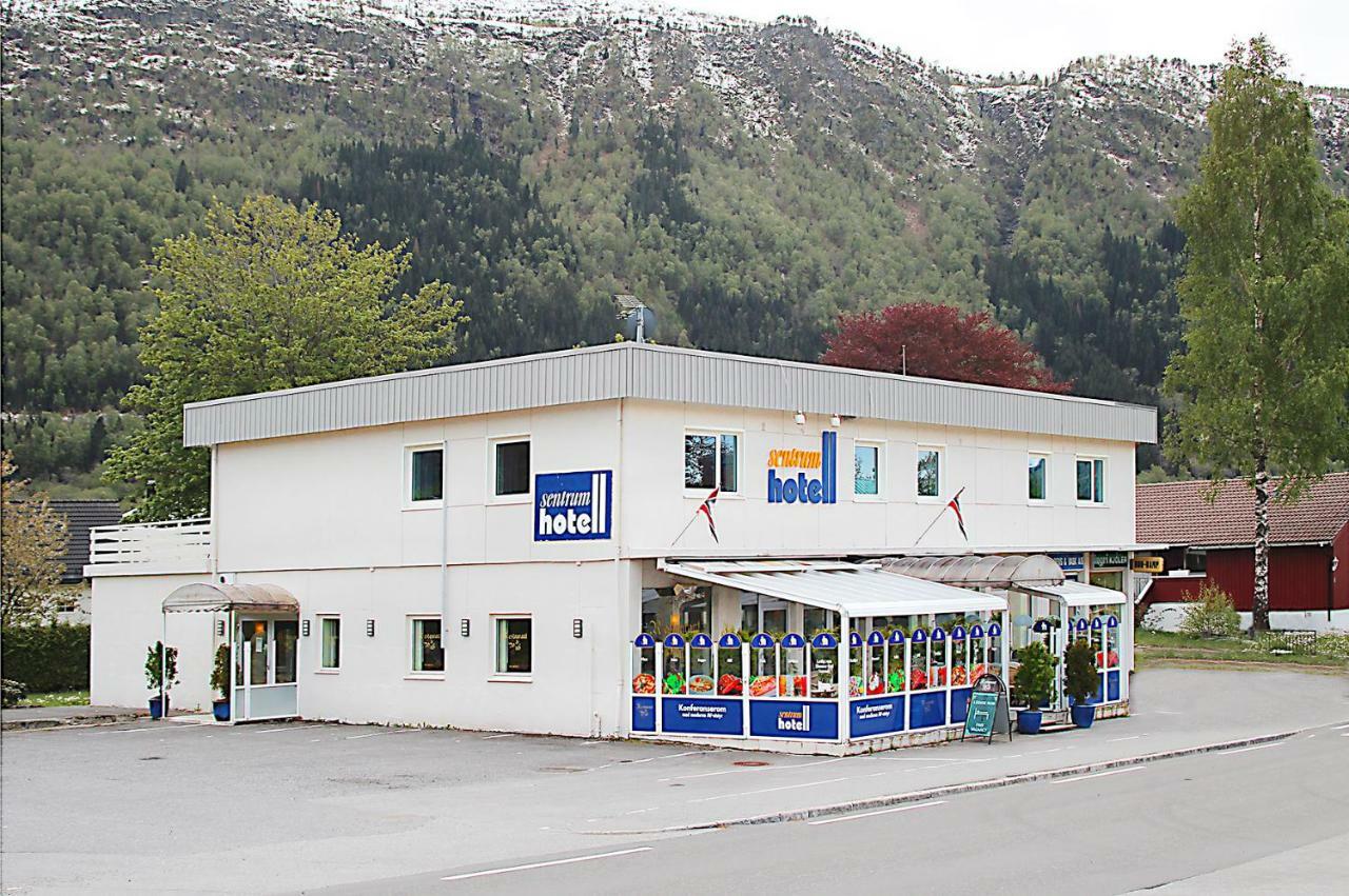 Sentrum Hotel Nordfjordeid Exterior foto
